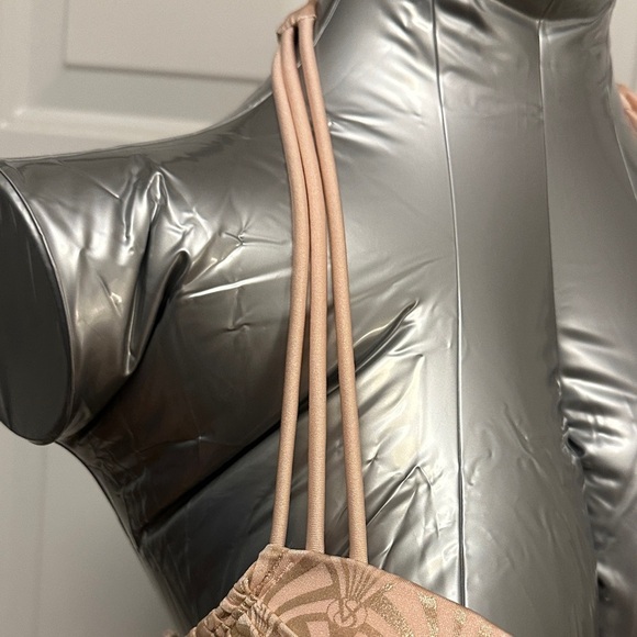 victoria secret Gold Shell Bombshell push up bathing suit top size 32B - Picture 7 of 11